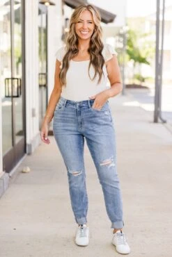 Judy Blue: Setting Trends Skinny Jeans, Medium Wash 11 Judy Blue: Setting Trends Skinny Jeans, Medium Wash -Chic Soul Store JudyBlue SettingTrendsSkinnyJeans MediumWash 4