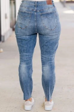 Judy Blue: Time's Up Jeans, Medium 14 Judy Blue: Time's Up Jeans, Medium -Chic Soul Store JudyBlue Time sUpJeans Medium 2