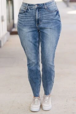 Judy Blue: Time's Up Jeans, Medium 12 Judy Blue: Time's Up Jeans, Medium -Chic Soul Store JudyBlue Time sUpJeans Medium 3