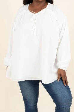 Just Stepping Out Top, White -Chic Soul Store JustSteppingOutTop White 2