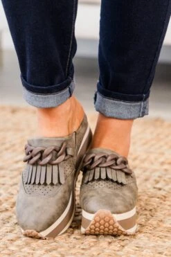 Keep Chasing Platform, Pewter -Chic Soul Store KeepChasingPlatform Pewter