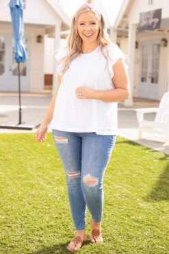 Life Goes On Top, White 10 Life Goes On Top, White -Chic Soul Store LifeGoesOnTop White 8404