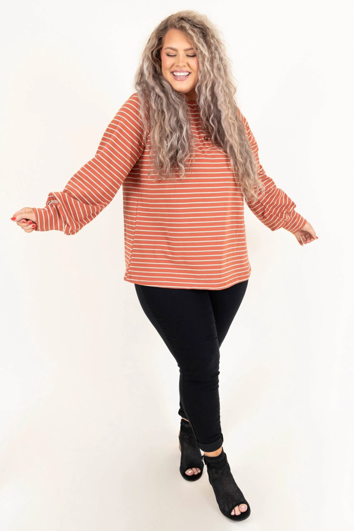 Love Stitch Top, Brick 5 Love Stitch Top, Brick - Image 3