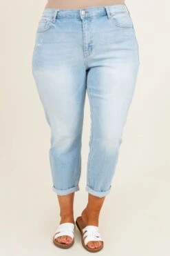 Made Just Fine Mom Jeans, Light Denim -Chic Soul Store MadeJustFineMomJeans LightDenim 9116
