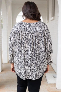 Make A Note Top, Black 12 Make A Note Top, Black -Chic Soul Store MakeANoteTop Black 4939