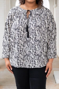 Make A Note Top, Black 11 Make A Note Top, Black -Chic Soul Store MakeANoteTop Black 4941