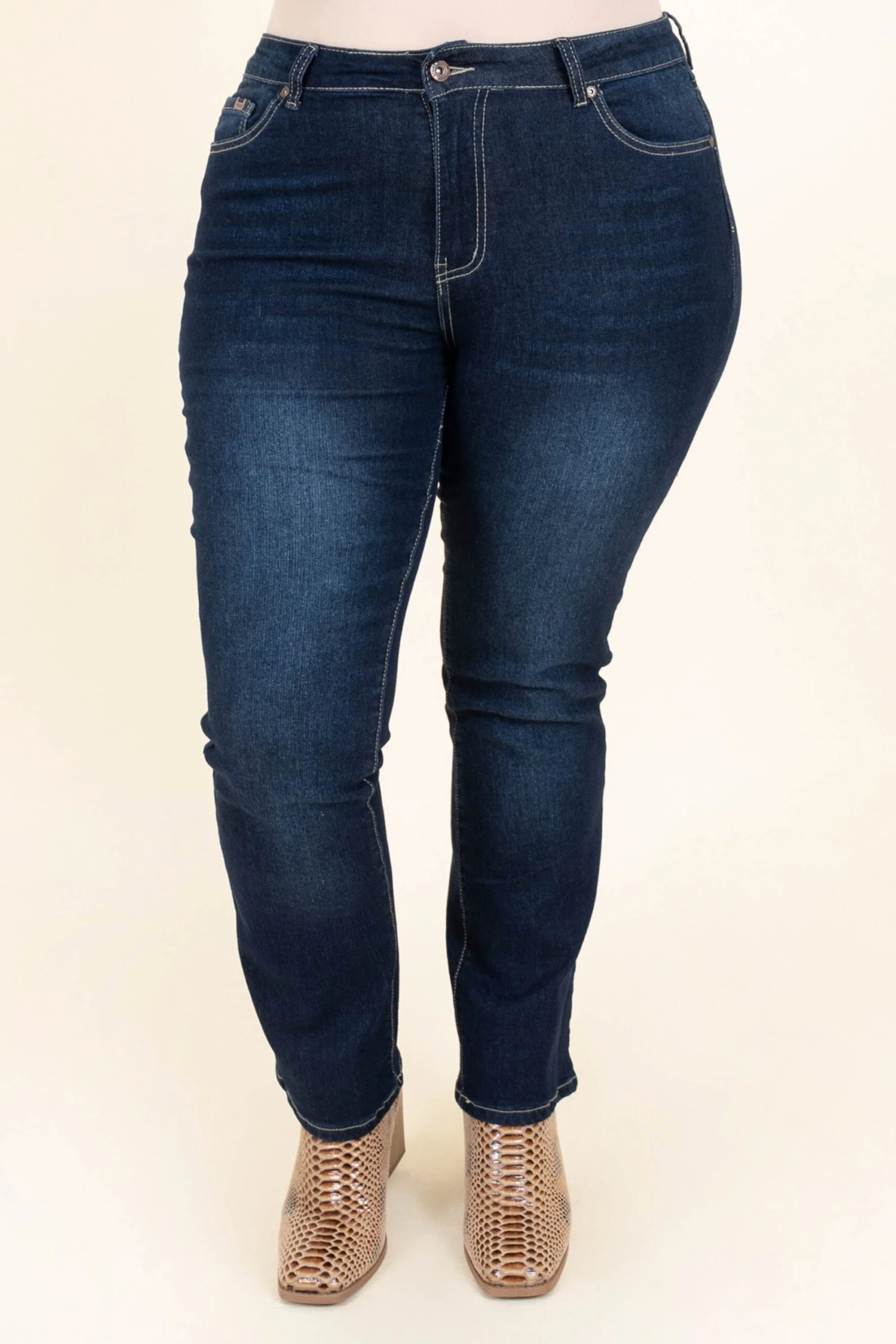 Making New Memories Jeans, Dark Wash 5 Making New Memories Jeans, Dark Wash - Image 3