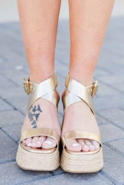 Miami Nights Wedges, Gold 12 Miami Nights Wedges, Gold -Chic Soul Store MiamiNightsWedges Gold 3