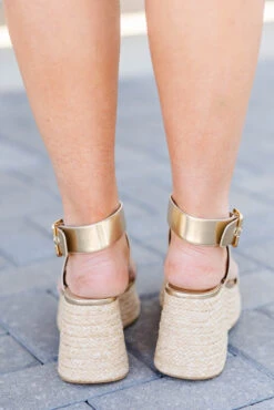 Miami Nights Wedges, Gold 13 Miami Nights Wedges, Gold -Chic Soul Store MiamiNightsWedges Gold 5