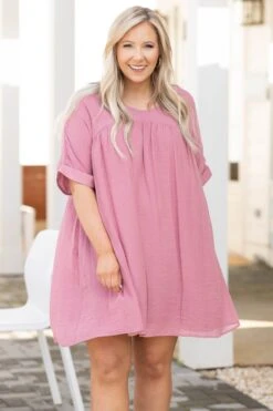 Model Look Dress, Mauve