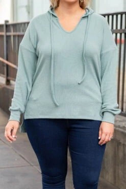 Moment To Remember Top, Green 11 Moment To Remember Top, Green -Chic Soul Store MomentToRememberTop Green 0930