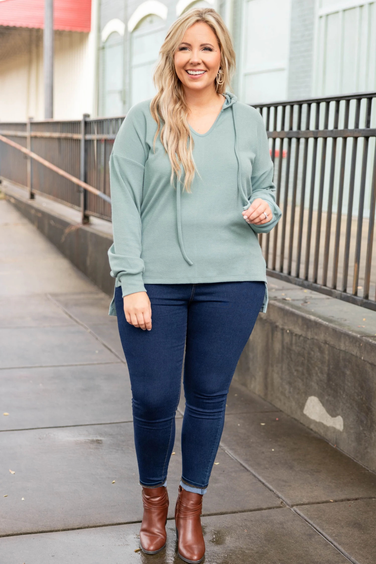 Moment To Remember Top, Green 4 Moment To Remember Top, Green - Image 2