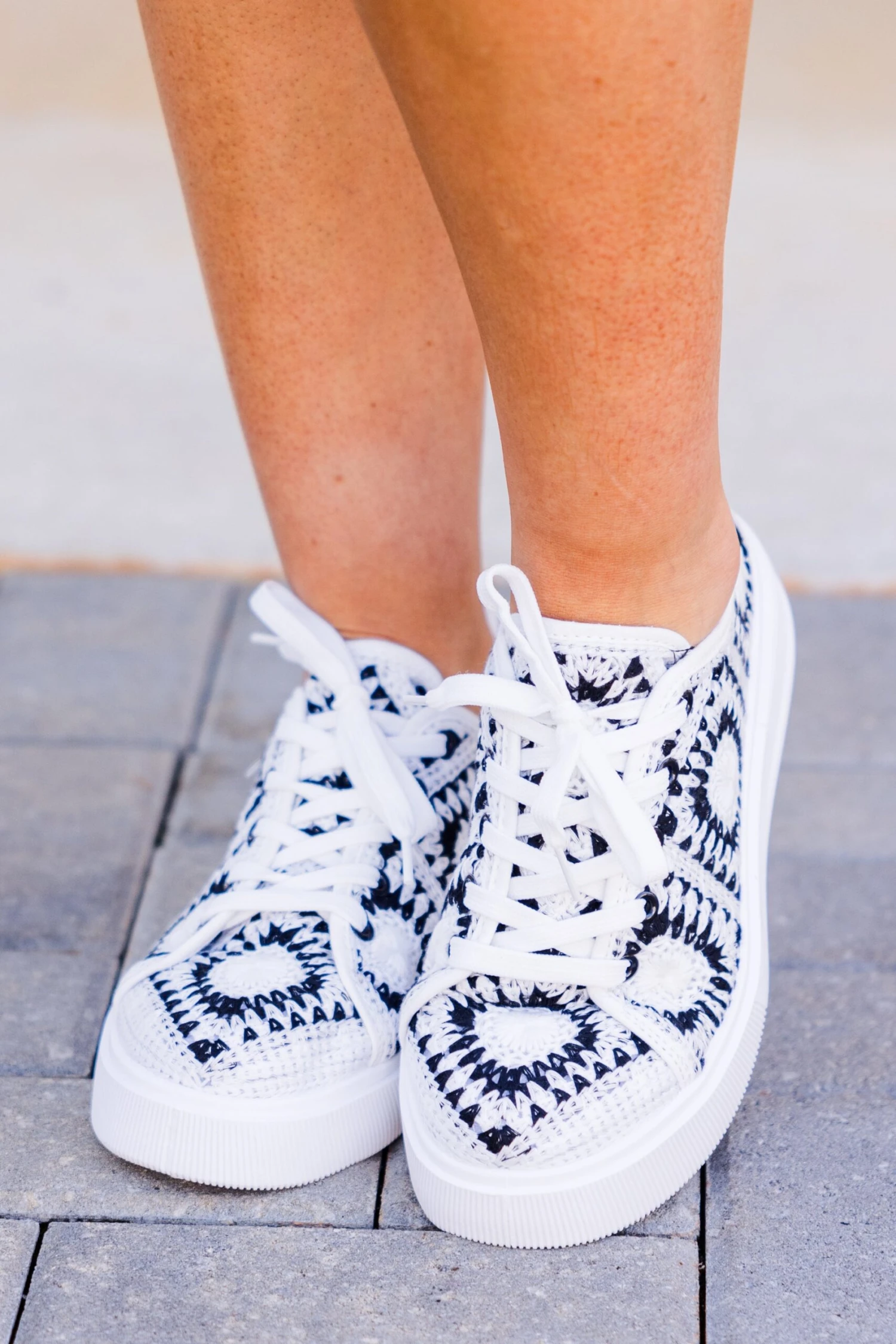 Morning Light Platform Sneaker, Black-White 5 Morning Light Platform Sneaker, Black-White - Image 3