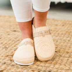 News To Me Sandals, Cream 11 News To Me Sandals, Cream -Chic Soul Store NewsToMeSandals Cream 5