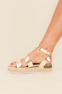 Outshine The Competition Sandals, Gold -Chic Soul Store OutshineTheCompetitionSandals Gold 4