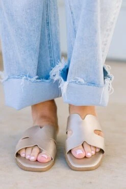 Palm Shores Sandals, Gold 11 Palm Shores Sandals, Gold -Chic Soul Store PalmShoresSandals Gold 2