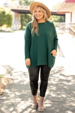Send Your Approval Tunic, Hunter Green 9 Send Your Approval Tunic, Hunter Green -Chic Soul Store SendYourApprovalTunic HunterGreen 3