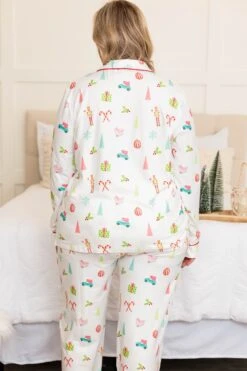 Snow Wishes Long Sleeve Pajama Top, White -Chic Soul Store SnowWishesLongSleevePajamaTop White1