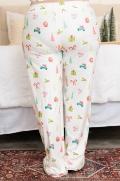 Snow Wishes Pajama Pants, White 12 Snow Wishes Pajama Pants, White -Chic Soul Store SnowWishesPajamaPants White3