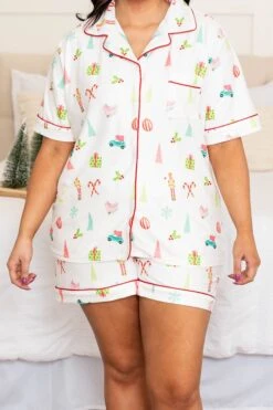 Snow Wishes Short Sleeve Pajama Top, White -Chic Soul Store SnowWishesShortSleevePajamaTop White1