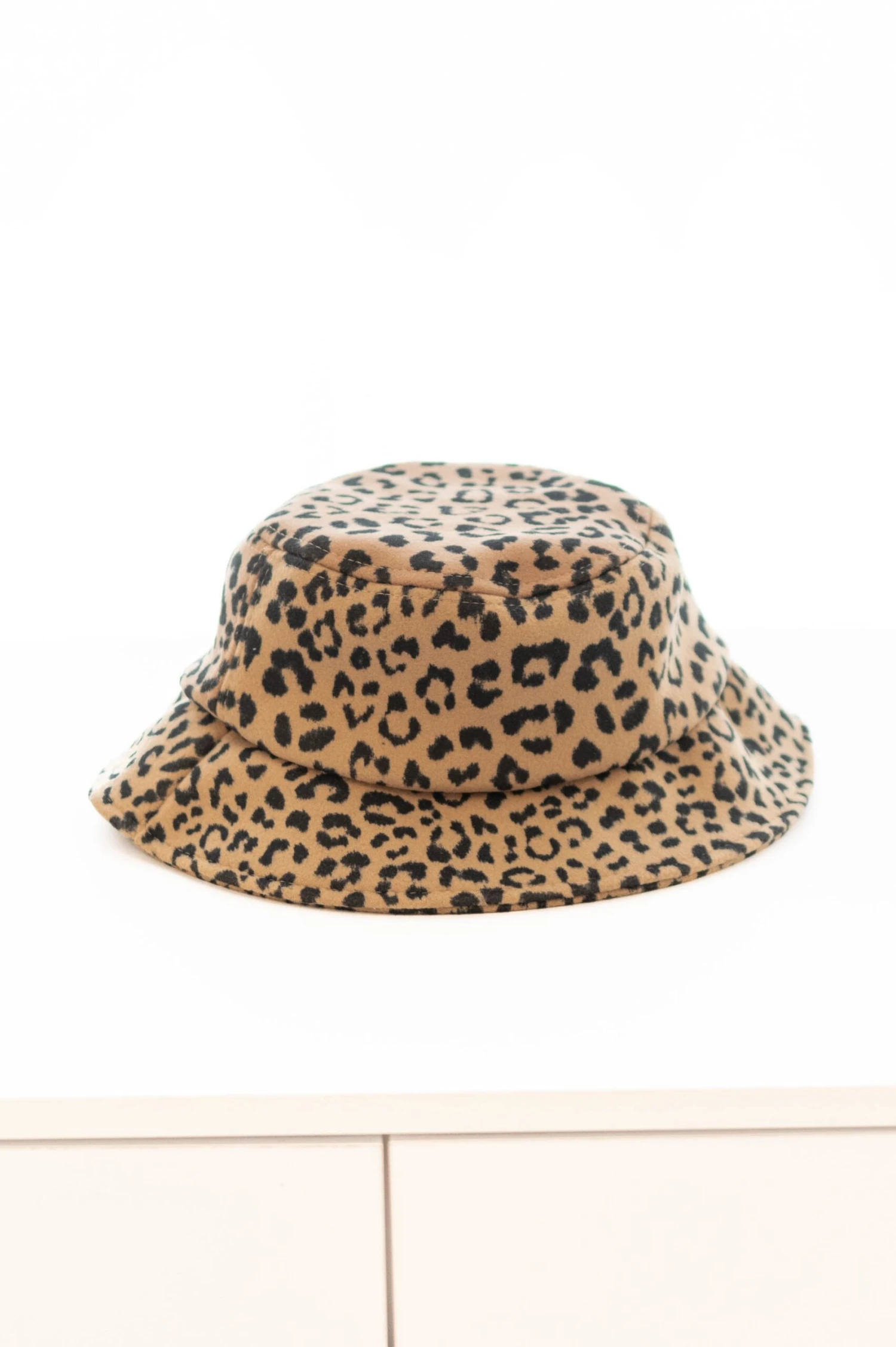 Something Spotty Hat, Brown 4 Something Spotty Hat, Brown - Image 2