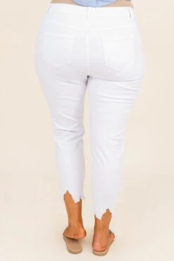 Spotlight All Over Jeans, White 12 Spotlight All Over Jeans, White -Chic Soul Store SpotlightAllOverJeans White 3