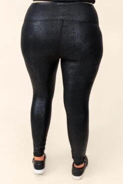 Strolling In The City Leggings, Black -Chic Soul Store StrollingInTheCityLeggings Black 5