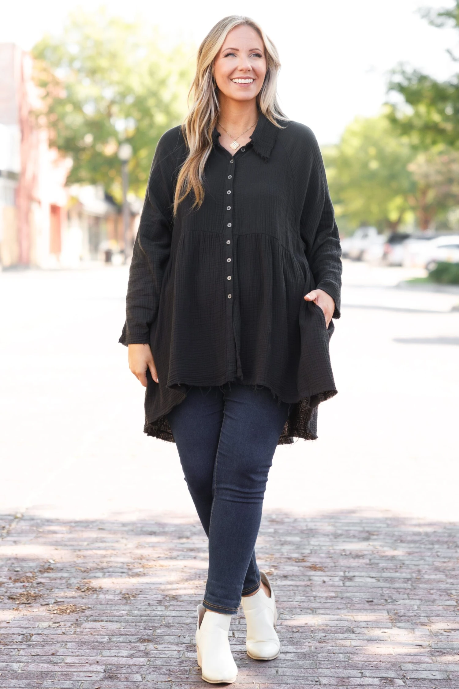 Stuck In Her Daydream Top, Black 4 Stuck In Her Daydream Top, Black - Image 2