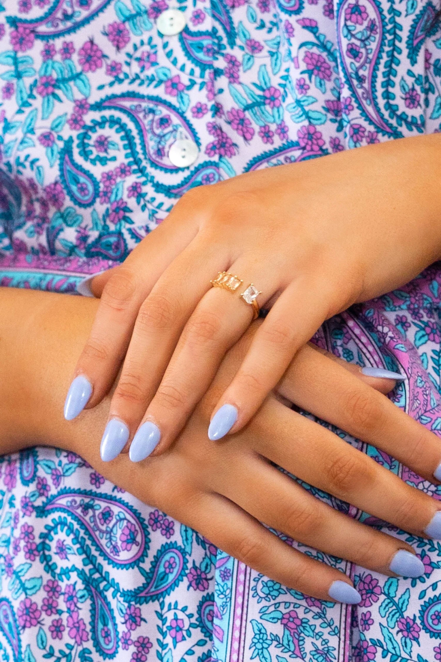 Stuck Together Ring, Gold 4 Stuck Together Ring, Gold - Image 2