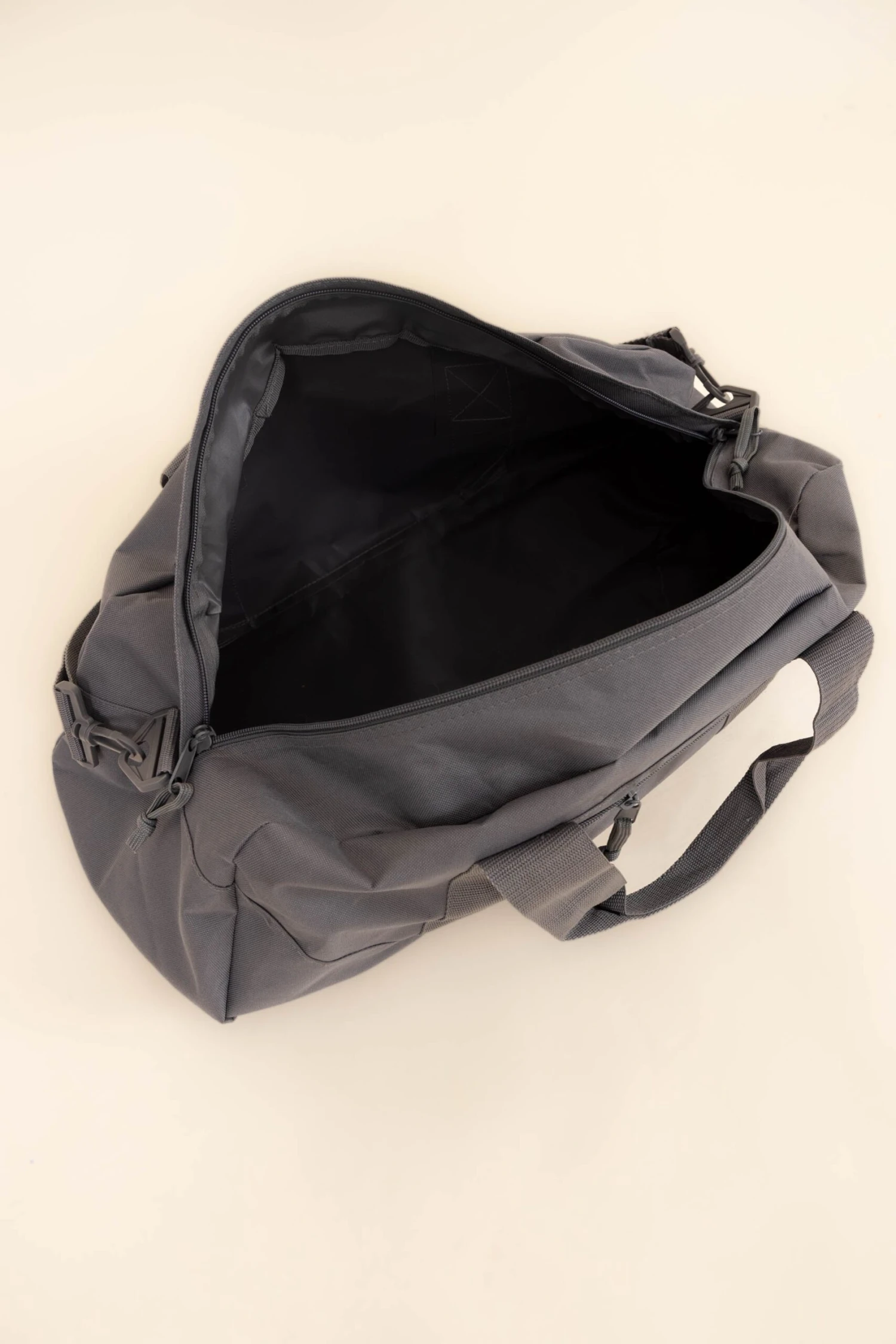 Stuff Me Duffle Bag, Charcoal 5 Stuff Me Duffle Bag, Charcoal - Image 3