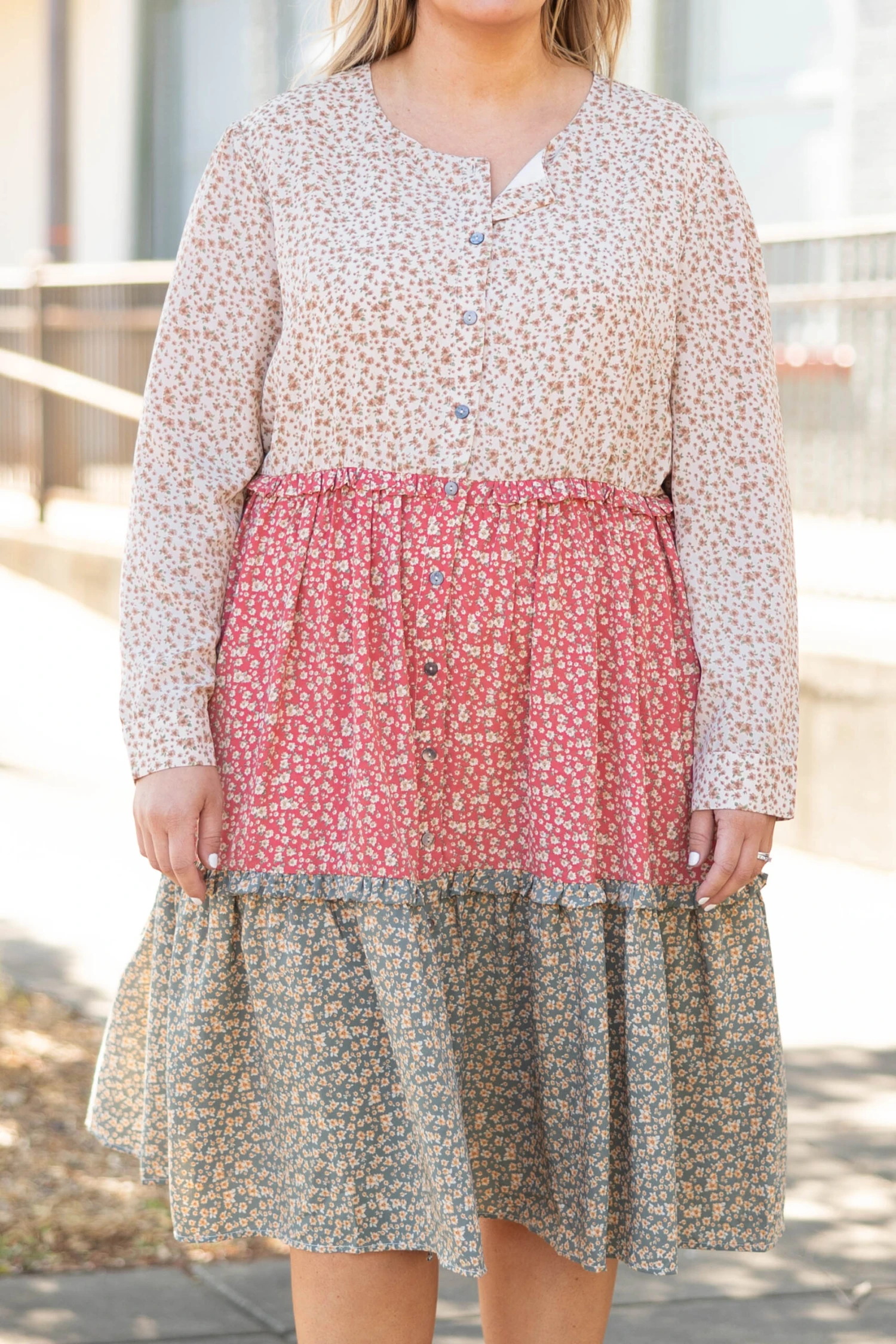 Surrounded By Flowers Dress, White 6 Surrounded By Flowers Dress, White - Image 4