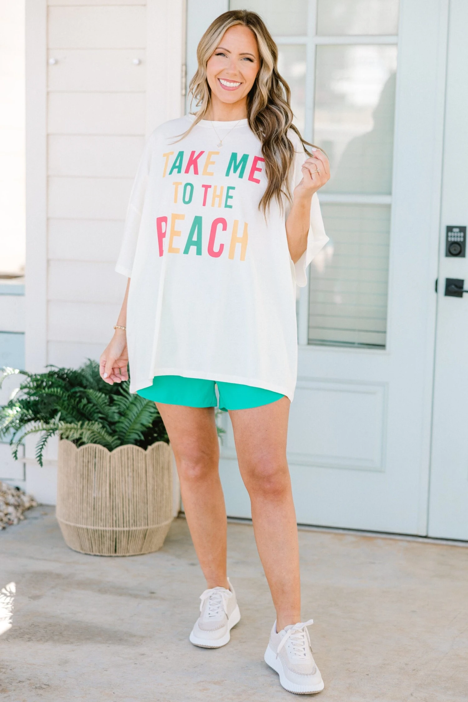 Sporty Chic Short, Turquoise 6 Sporty Chic Short, Turquoise - Image 4