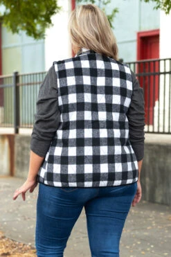 Tell Myself Later Vest, Black-Ivory 12 Tell Myself Later Vest, Black-Ivory -Chic Soul Store TellMyselfLaterVest Black Ivory 0189