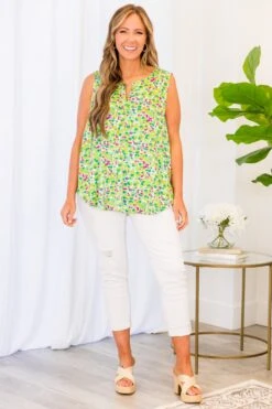 Tropical Dreamin' Tank, Green 11 Tropical Dreamin' Tank, Green -Chic Soul Store TropicalDreamin Tank Green 5