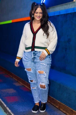 Trouble Finds Me Cardigan, Cream 10 Trouble Finds Me Cardigan, Cream -Chic Soul Store TroubleFindsMeCardigan Cream 9002