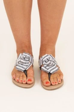 Twist And Tie Sandals, Black 10 Twist And Tie Sandals, Black -Chic Soul Store TwistAndTieSandals Black 3