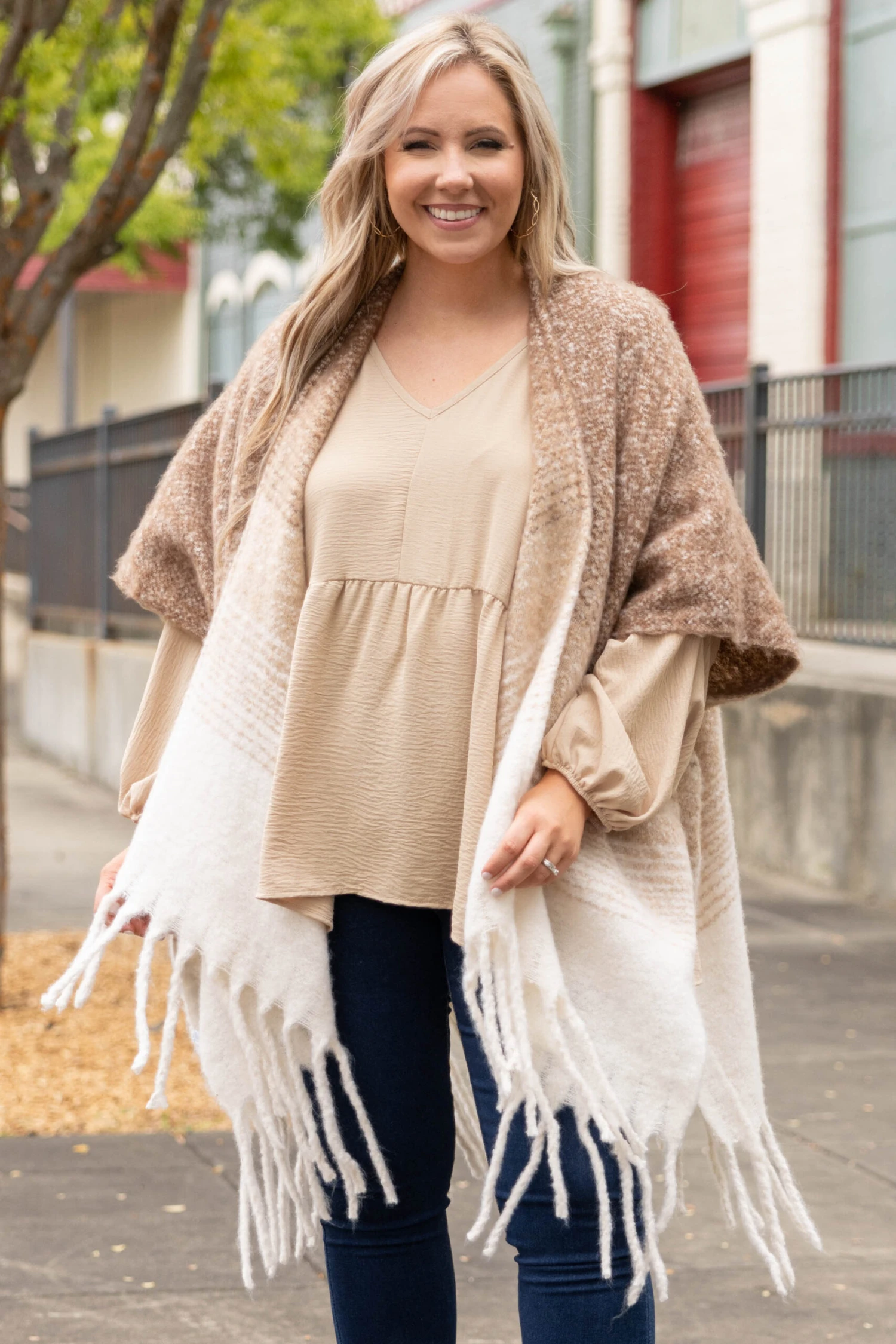 Type Of Elegance Poncho, Mocha 3 Type Of Elegance Poncho, Mocha