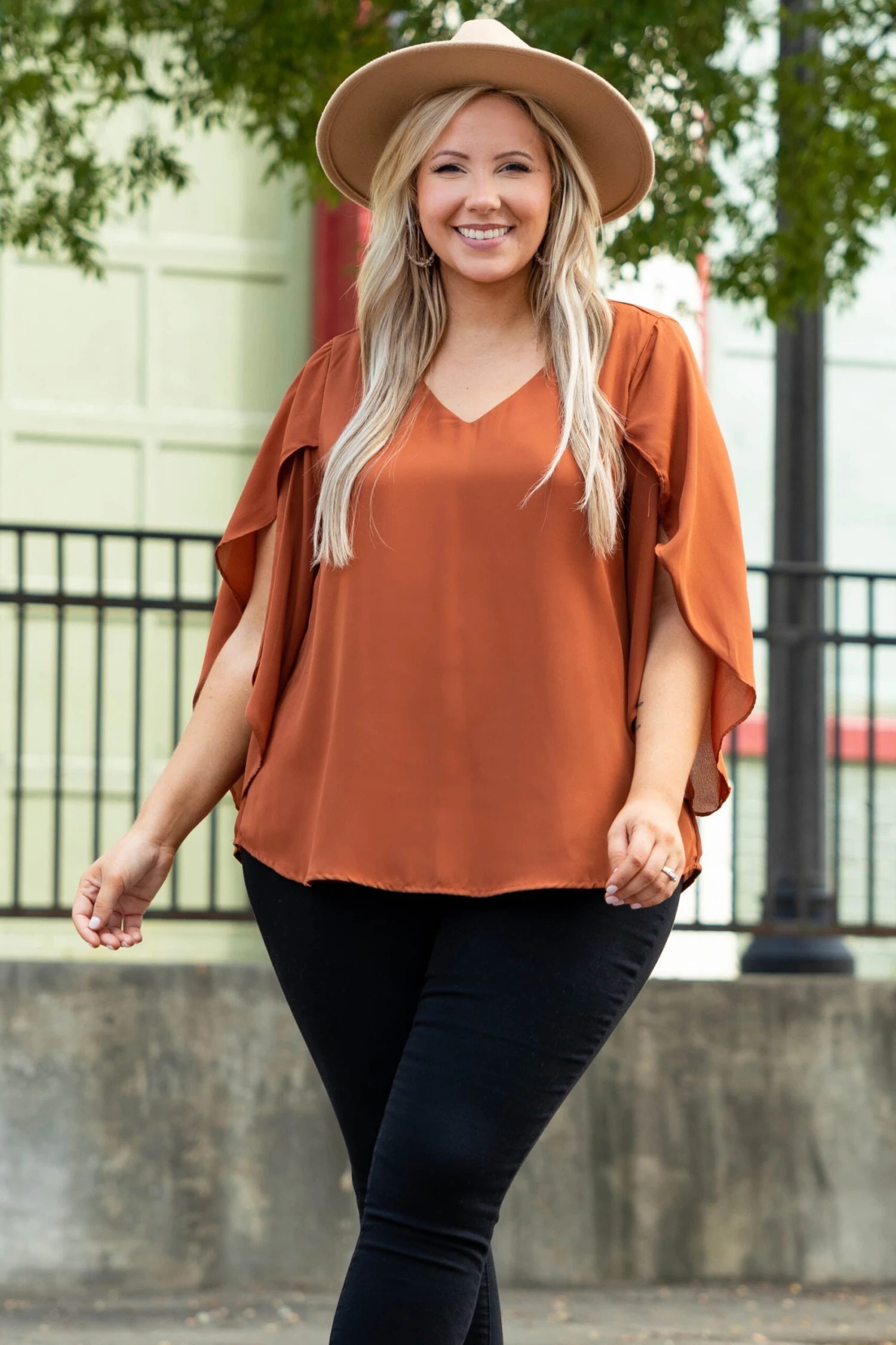 Unwritten Top, Rust 3 Unwritten Top, Rust