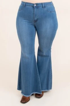 Watch The Flare Jeans, Medium Wash