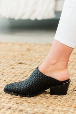 Corky's: Weekend Wandering Mules, Black 10 Corky's: Weekend Wandering Mules, Black -Chic Soul Store WeekendWanderingMules Black 4