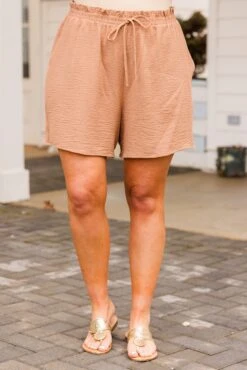 Weekend Wardrobe Short, Light Mocha -Chic Soul Store WeekendWardrobeShort LightBrown 2