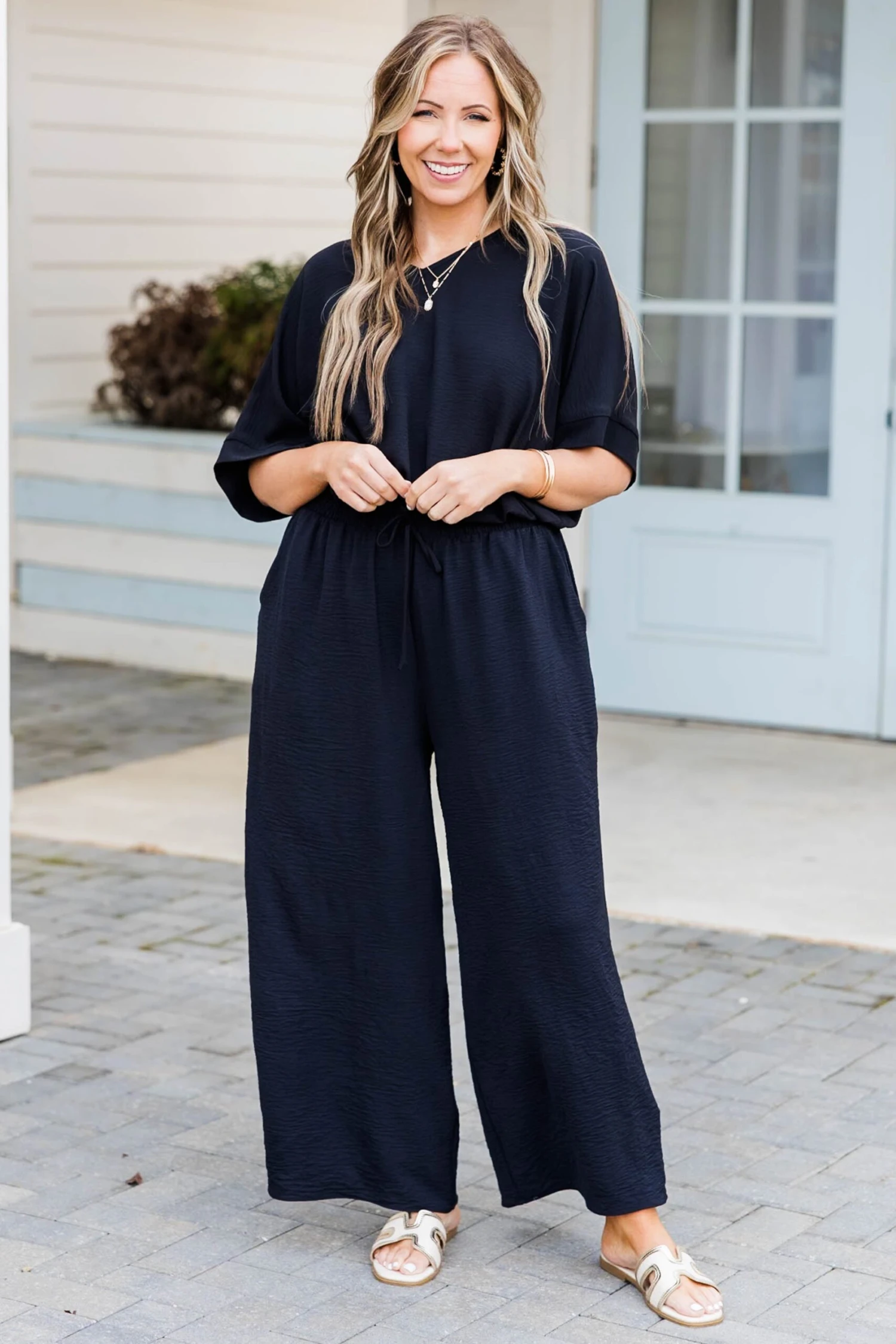 Weekend Wardrobe Top, Black 6 Weekend Wardrobe Top, Black - Image 4