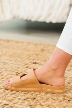 Where You Belong Sandals, Camel 10 Where You Belong Sandals, Camel -Chic Soul Store WhereYouBelongSandals Camel 4