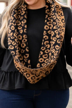 Windfall Scarf, Black -Chic Soul Store WindfallScarf Black 4