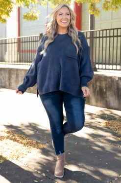 Yours In A Heartbeat Top, Navy 10 Yours In A Heartbeat Top, Navy -Chic Soul Store YoursInAHeartbeatTop Navy 9660